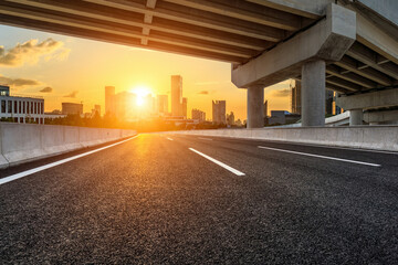 国产车的耐久性真的要比国外的车差吗？