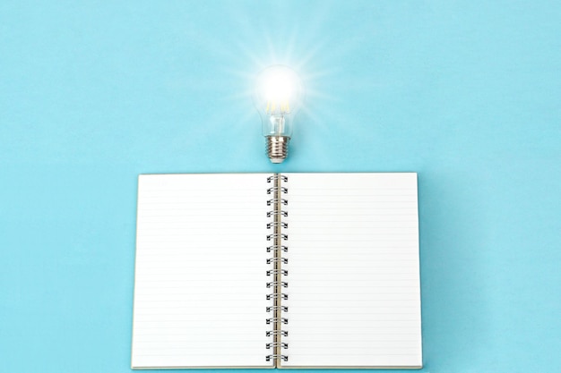 乒乓球球在对面可以触桌几次