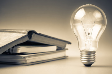 乒乓球比赛过程精彩描写