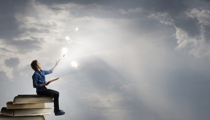 乒乓球球在对面可以触桌几次